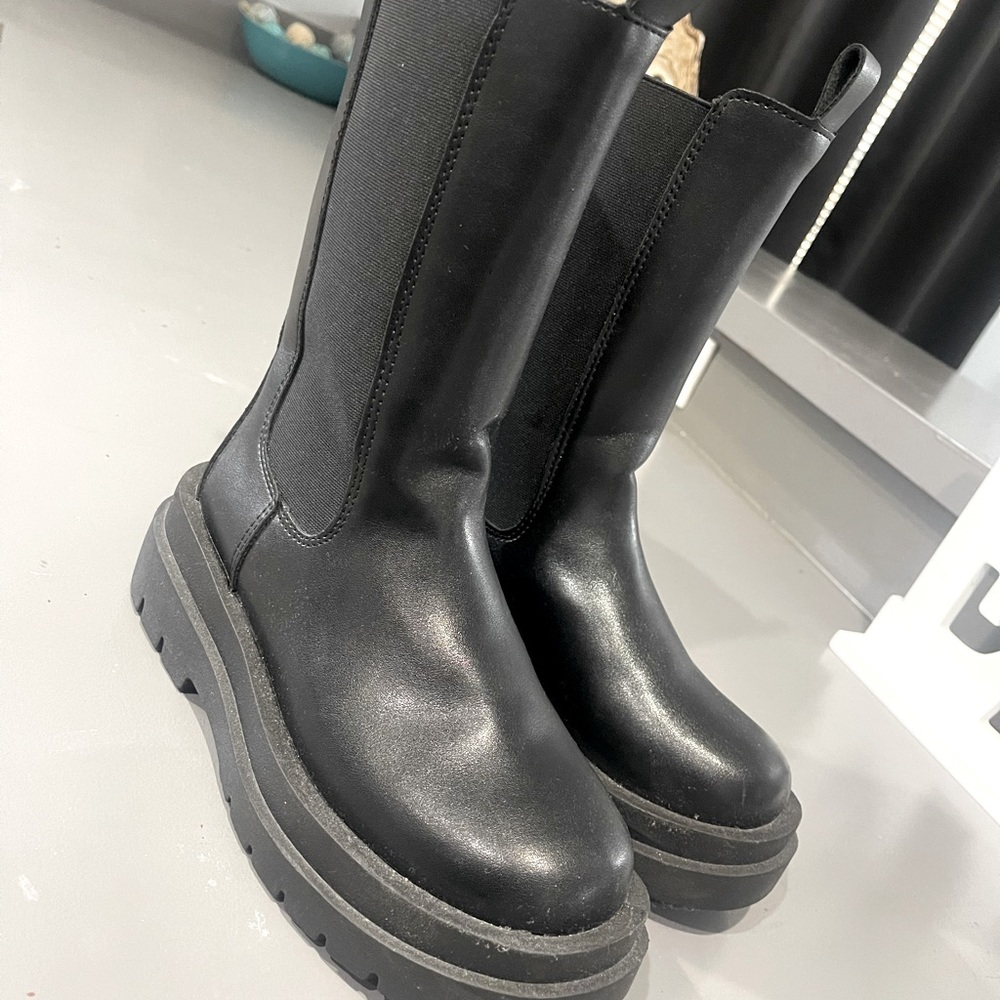 Size 35 boots
